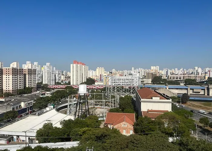 Apartamento para pessoas de família ou a negócio, Ap Lindo aconchegante no Brás próximo igreja Mundial,mercado municipal, 25 de março, templo Salomão, metro Dom Pedro ll, bancos, mercado e etc